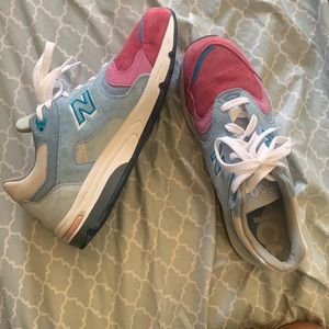 New Balance 1700s pink toe